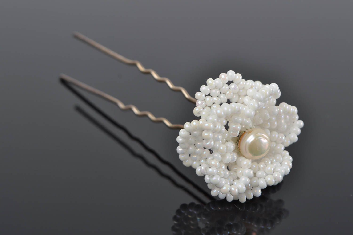 Beautiful handmade white beaded flower hairpin for modeling hair styles photo 1