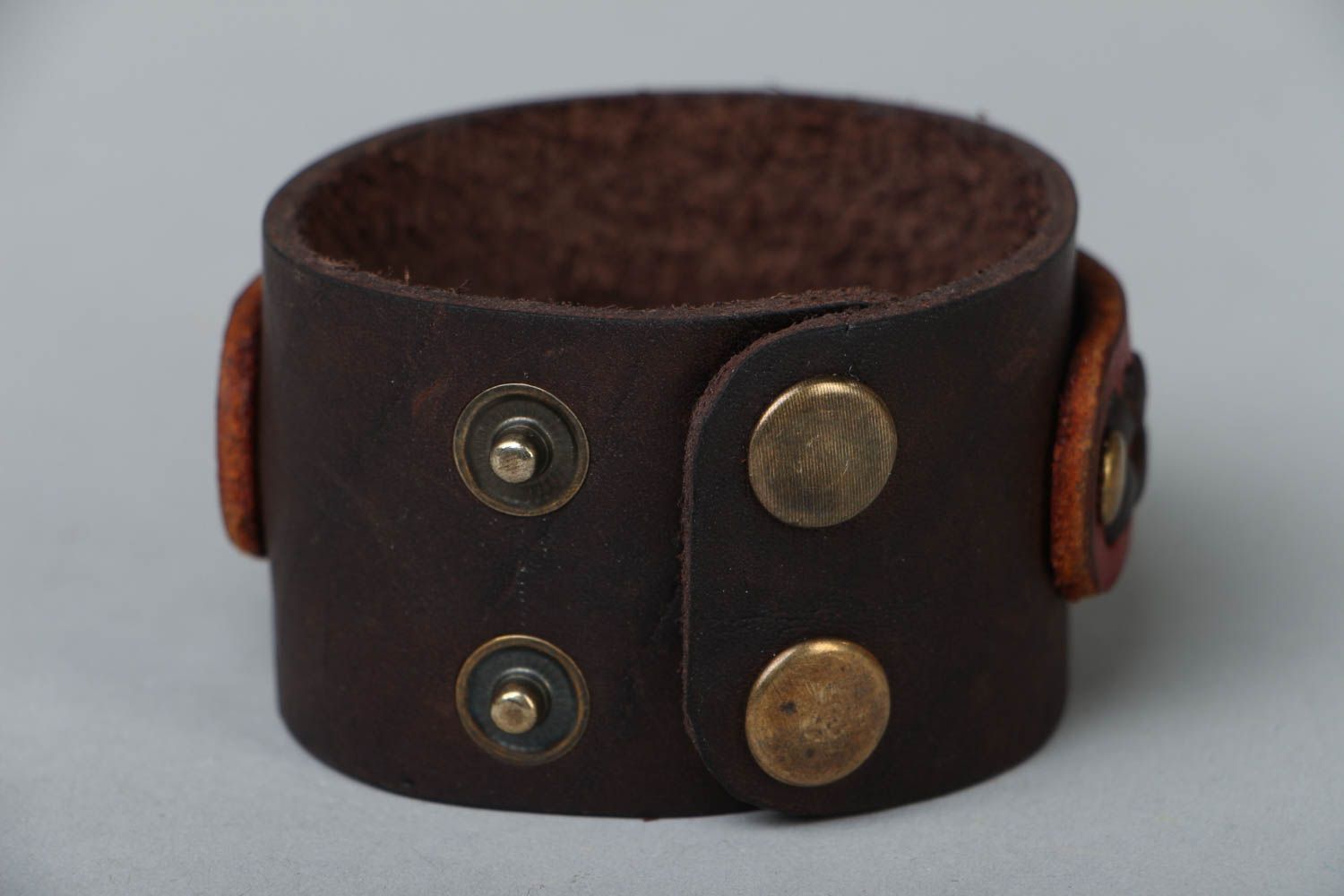 Genuine leather bracelet of red color photo 2