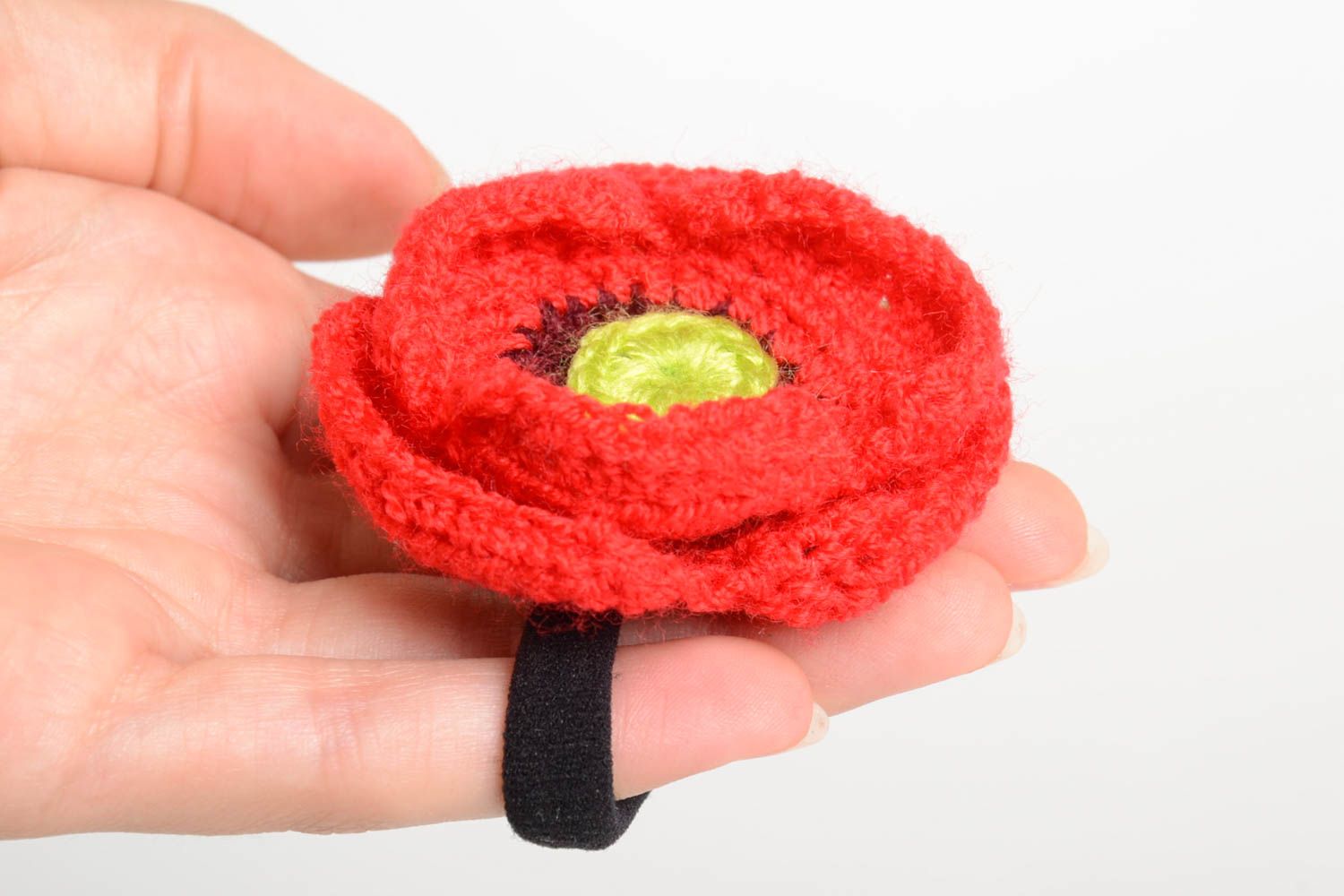 Beautiful handmade crochet flower scrunchie hair tie hair style ideas photo 5