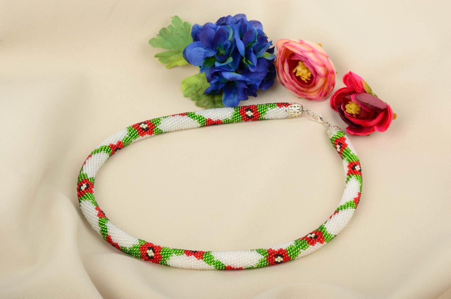 Beaded necklace handmade jewellery designer accessories fashion necklace photo 1