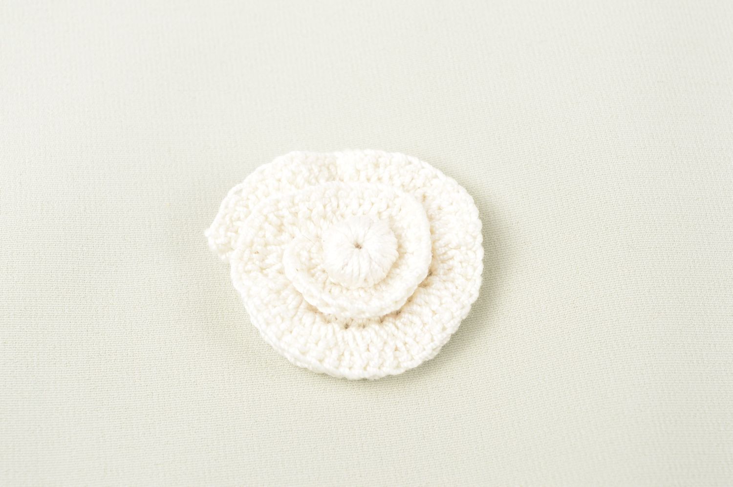 Fornitura fatta a mano fiore di cotone per spilla semilavorato da bigiotteria foto 1