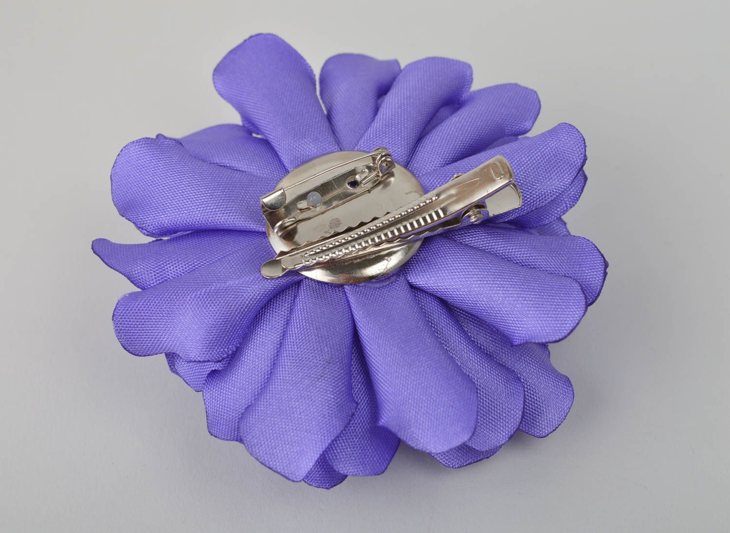 Broche Barrette fleur violette faite main grande en satin Cadeau pour femme photo 4
