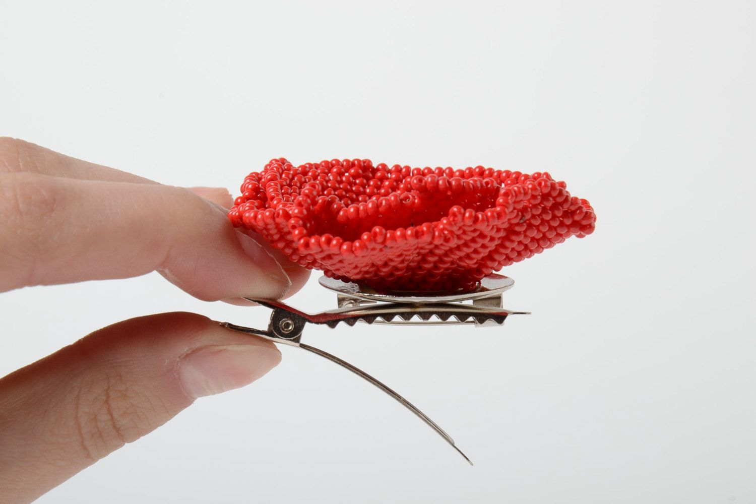Handmade hair clip brooch with bright red poppy flower woven of Czech beads photo 4