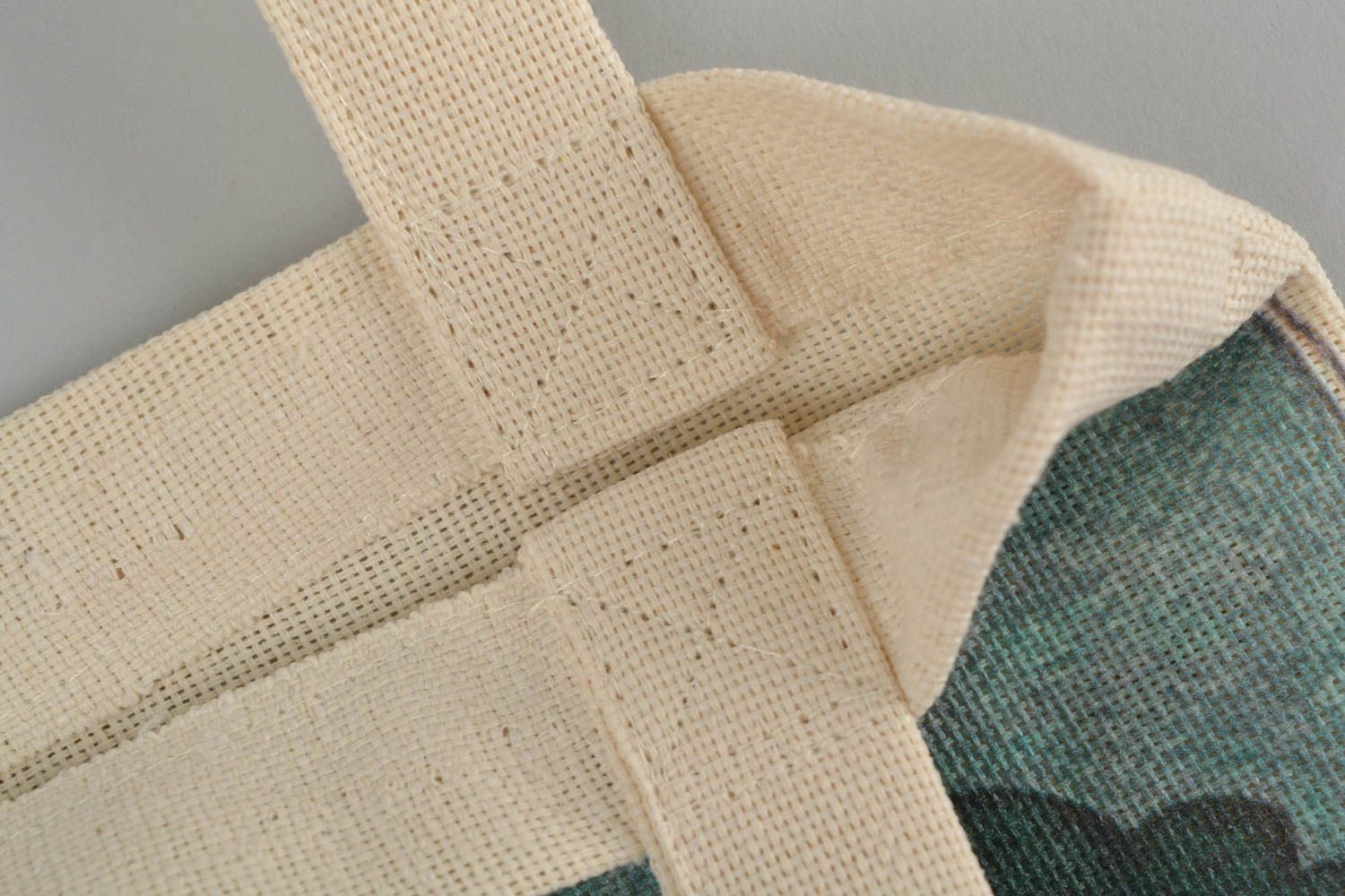 Bolso ecológico de mujer hecho a mano de tela con estampado original hermoso foto 2