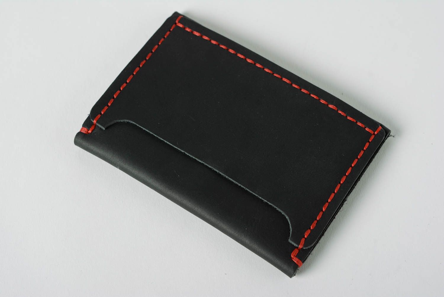 Handmade designer small coin wallet sewn of genuine black leather for women photo 4