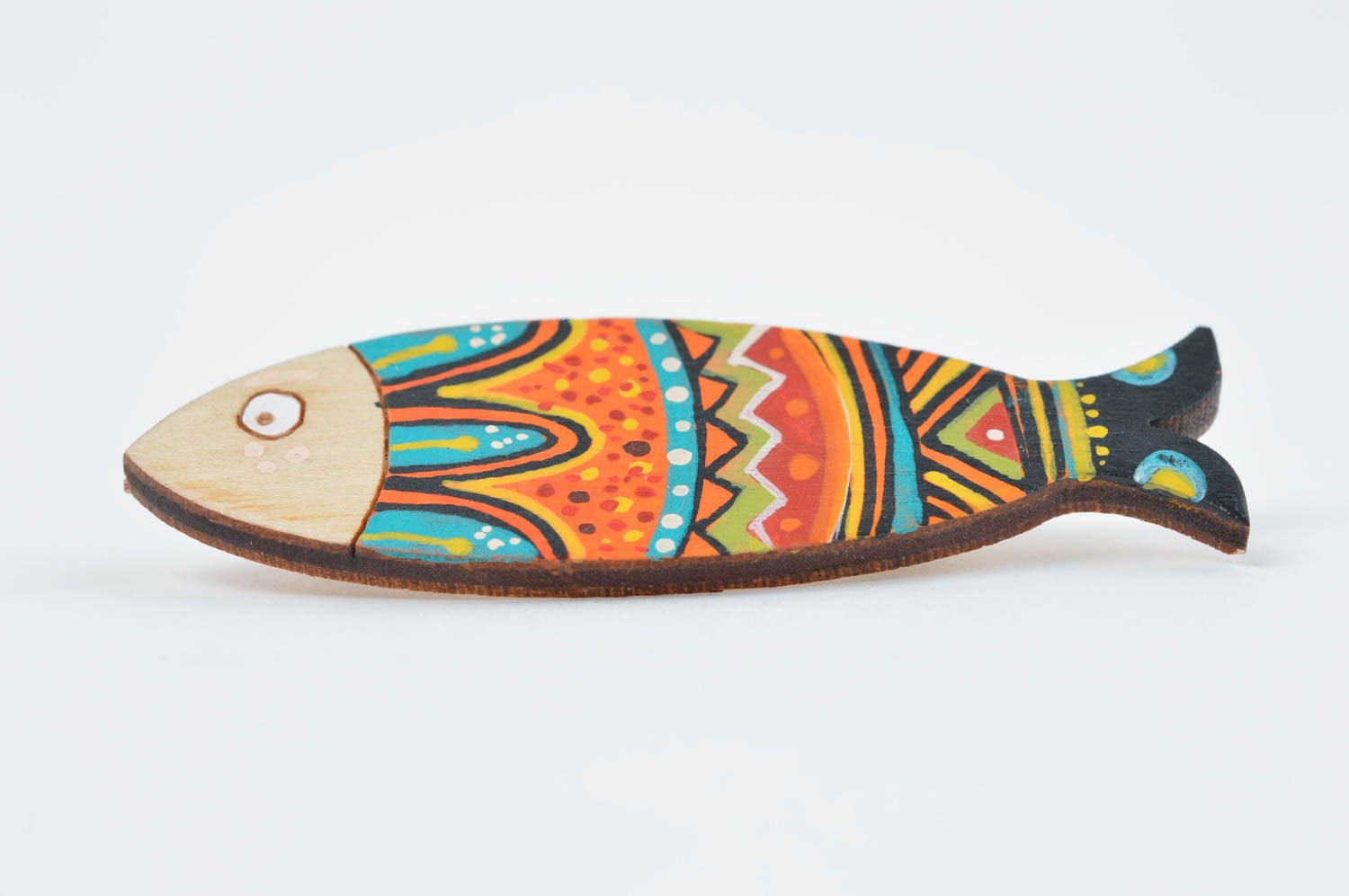 Broche en bois Bijou fait main poisson peint de couleurs vives Accessoire femme photo 2