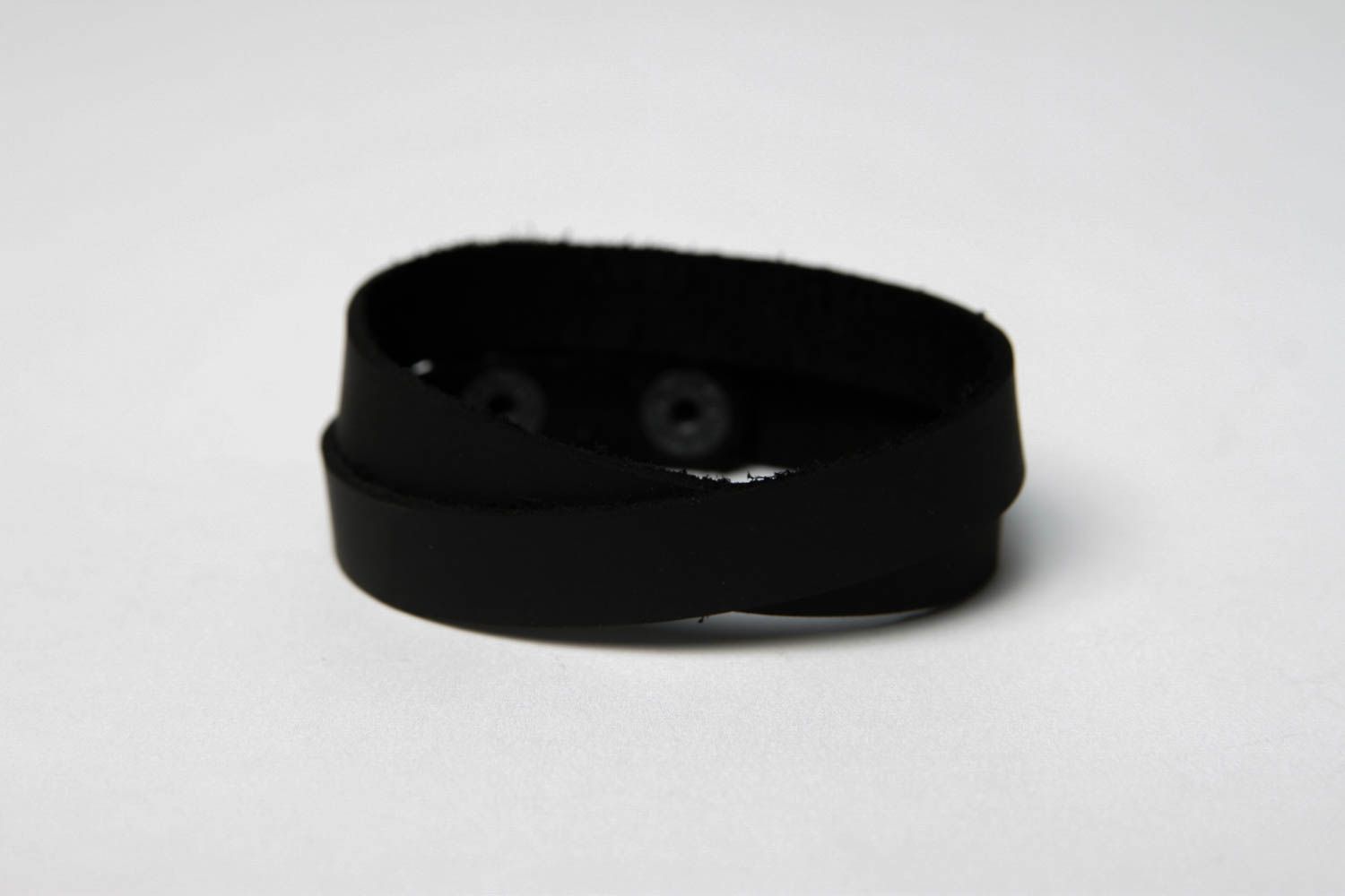 Pulsera de cuero negro hecha a mano accesorio de moda regalo para mujer foto 3