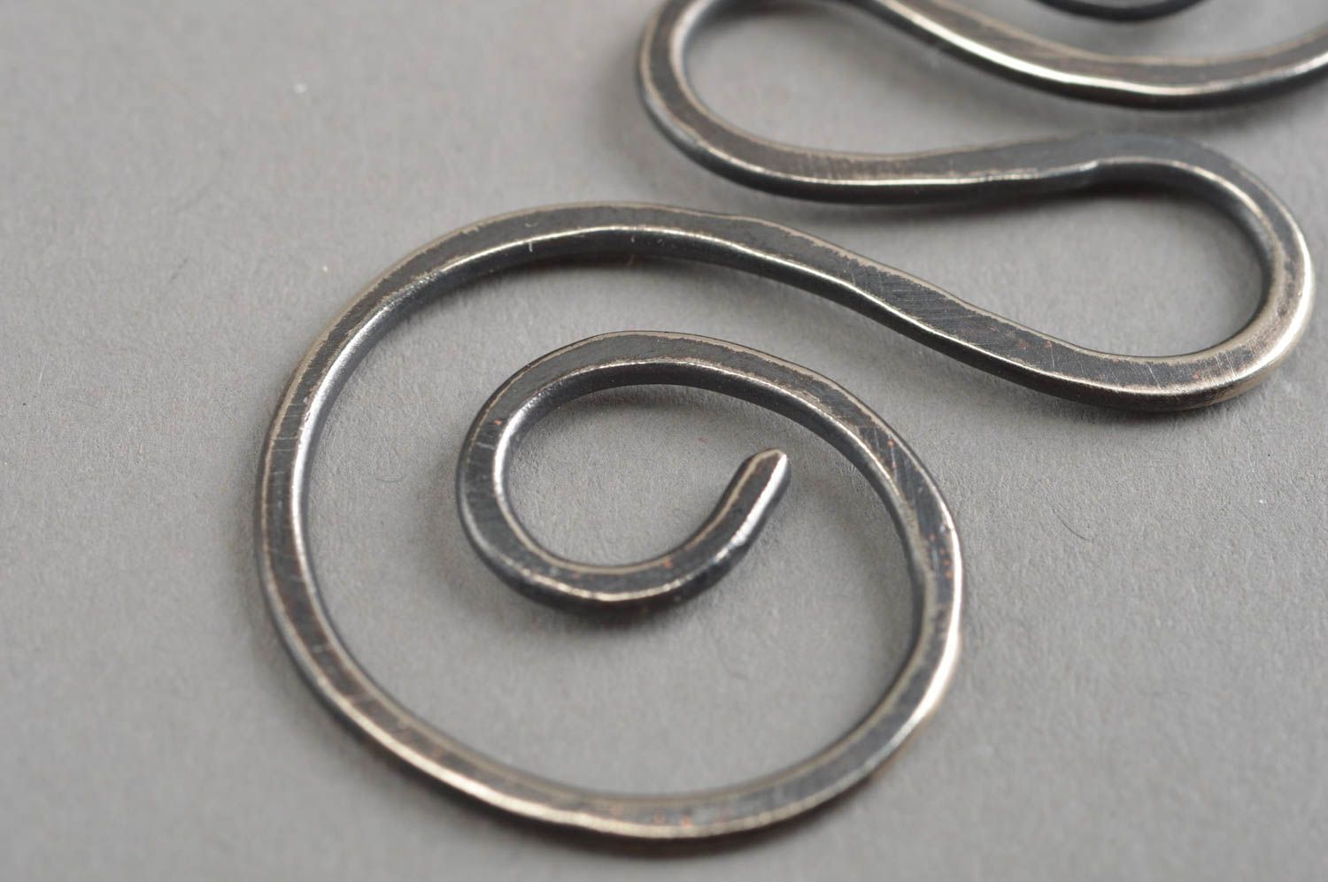 Beautiful handmade metal pendant artisan jewelry designs cool jewelry ideas photo 5