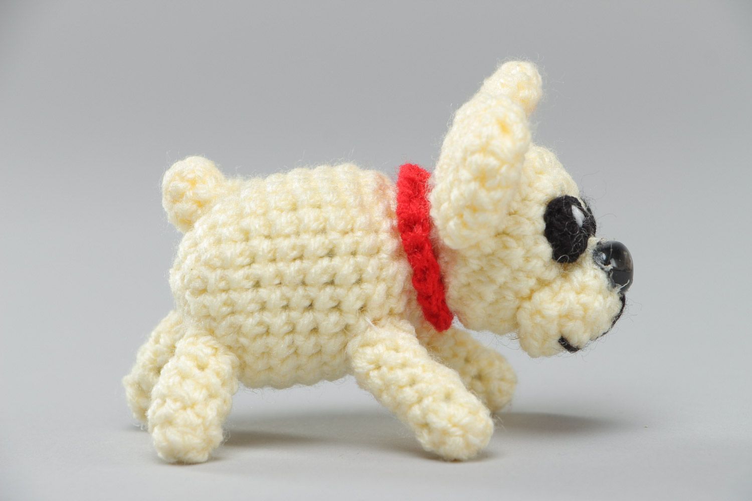 Light small handmade crochet soft toy bulldog made of acrylic threads photo 2