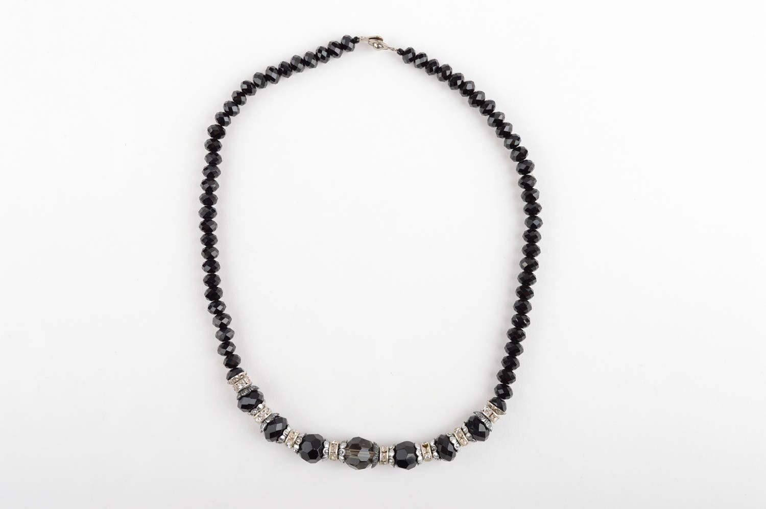 Collana di perline fatta a mano originale color nero bigiotteria da donna
 foto 2