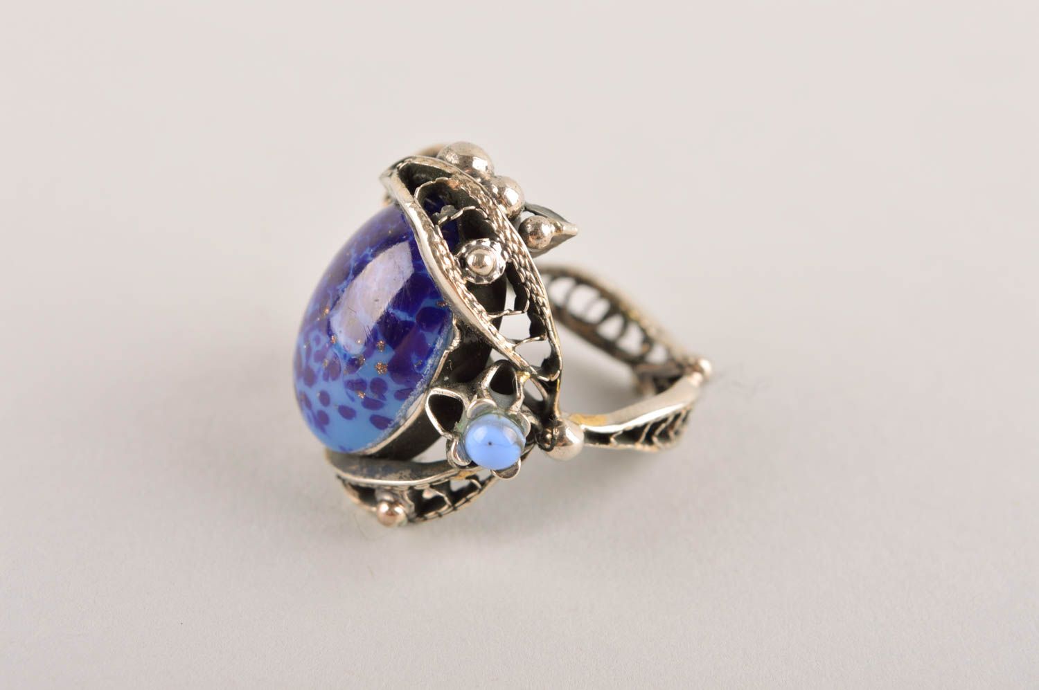 Metall Ring handgeschaffen Ring am Finger stilvoller Damen Modeschmuck blau foto 1