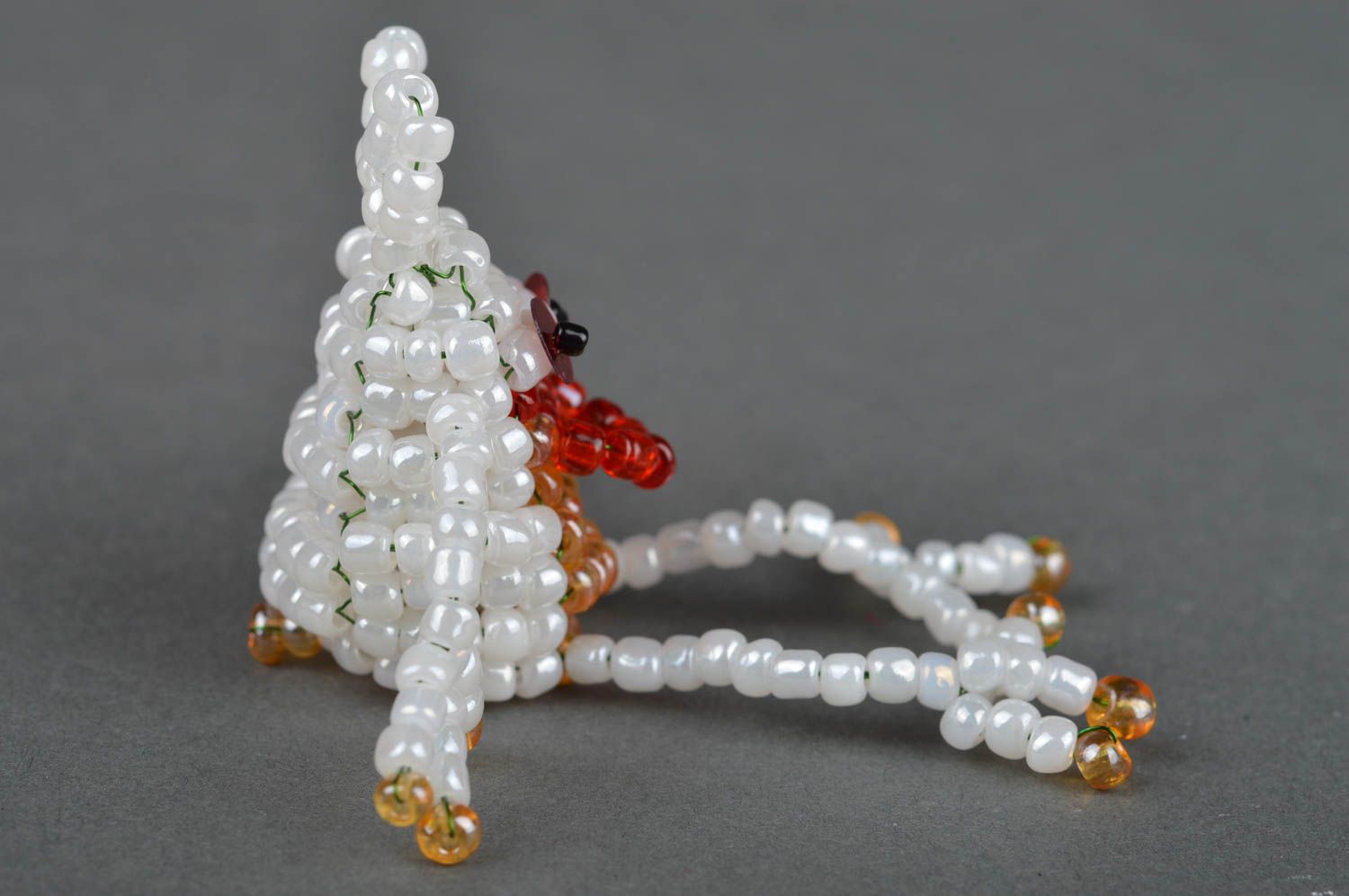 Petite marionnette à doigt en perles de rocaille faite main grenouille blanche photo 4