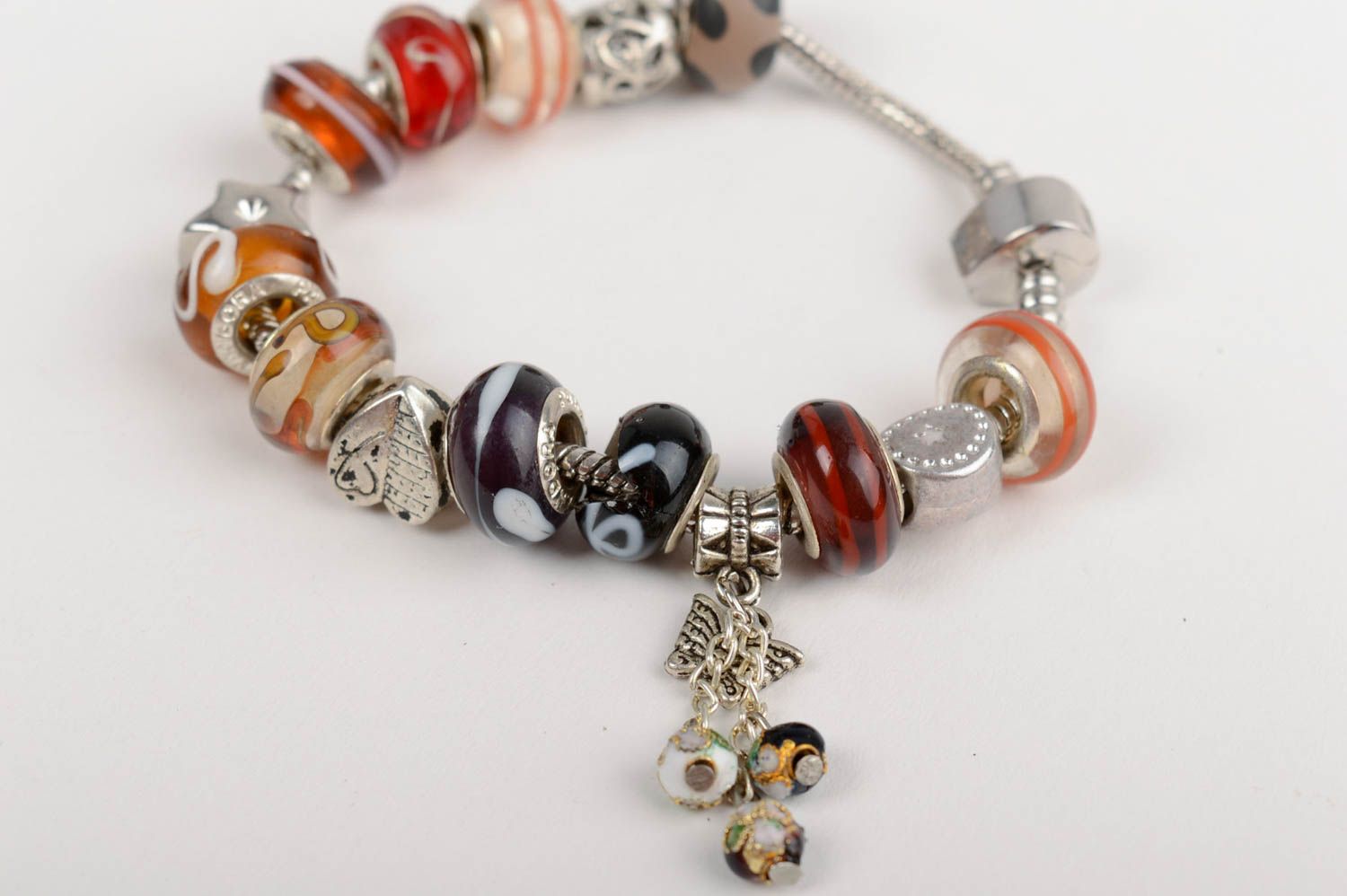 Handmade designer metal wrist bracelet with colorful Murano glass beads photo 2
