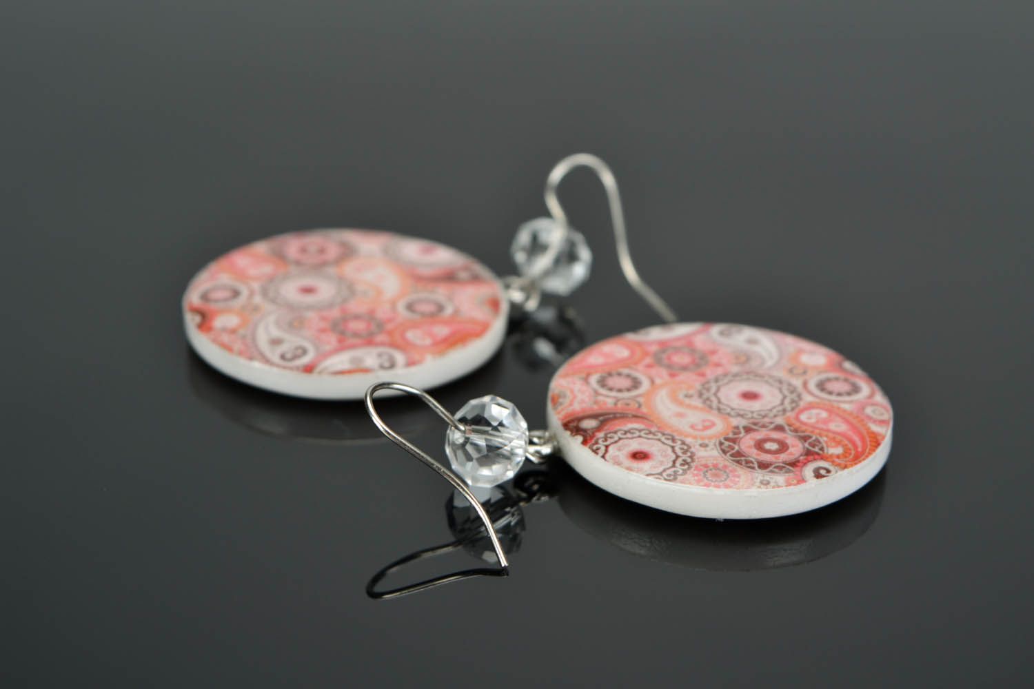 Pink polymer clay earrings Paisley photo 1