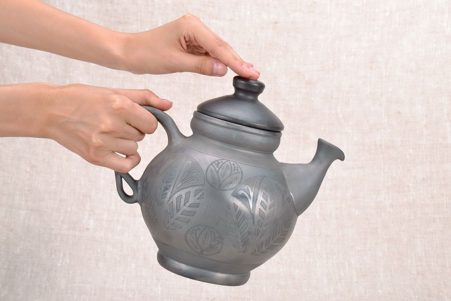 Ceramic kettle with lid  photo 5