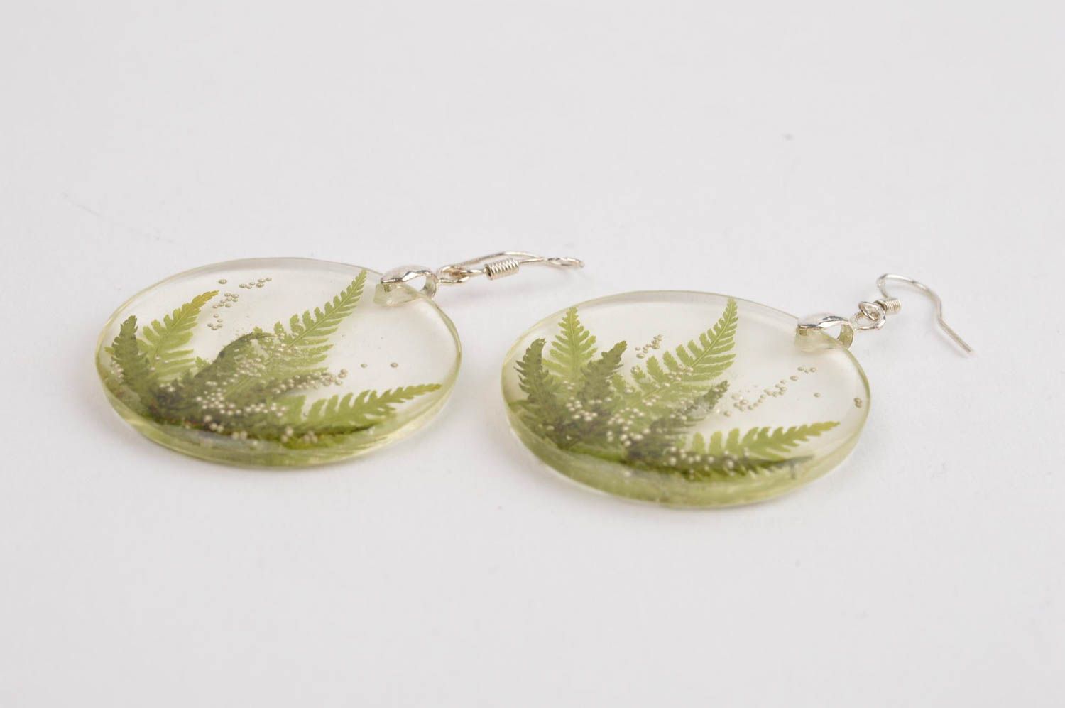 Beautiful handmade epoxy earrings botanical earrings beautiful jewellery photo 4