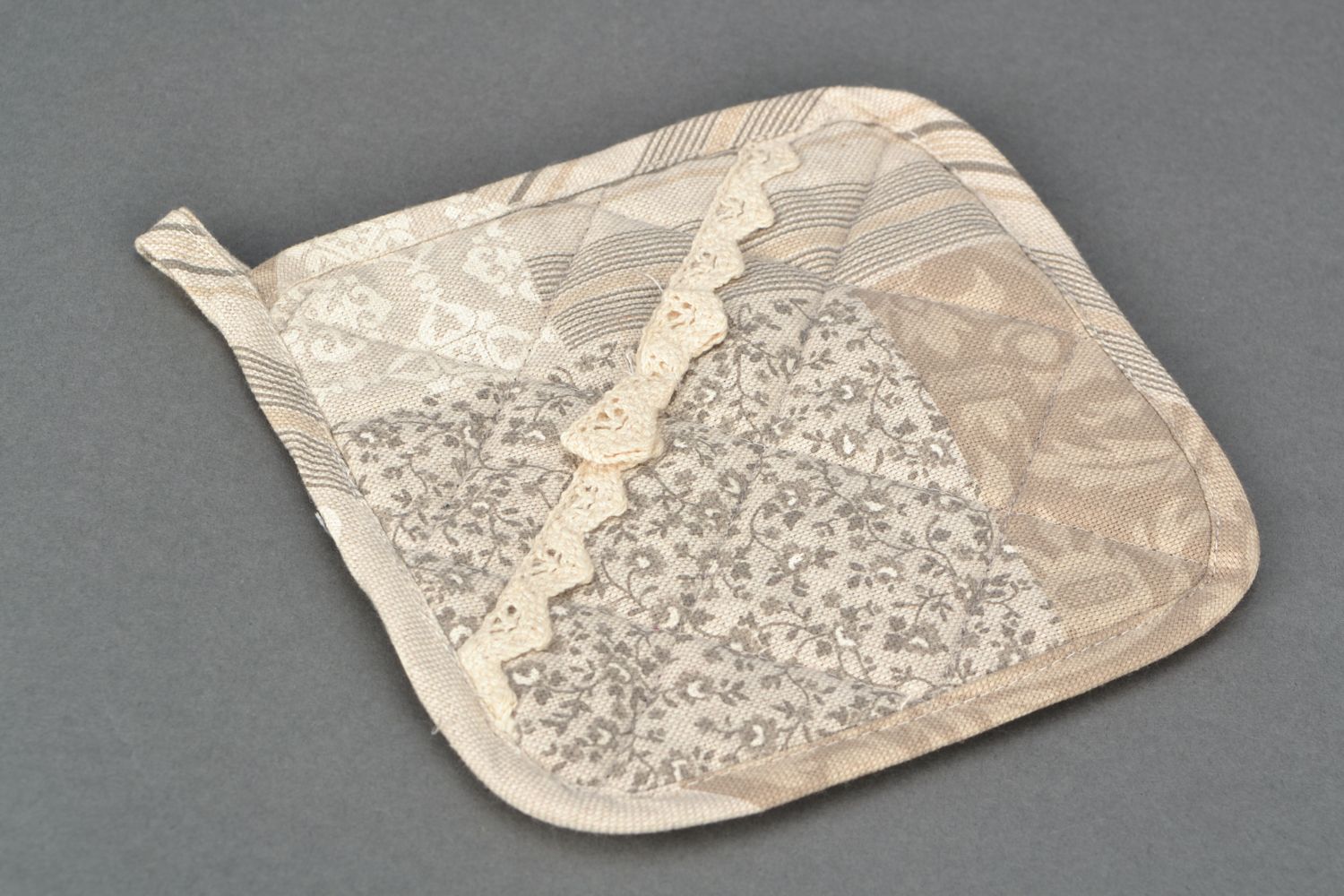 Cotton and polyamide pot holder with lace photo 3