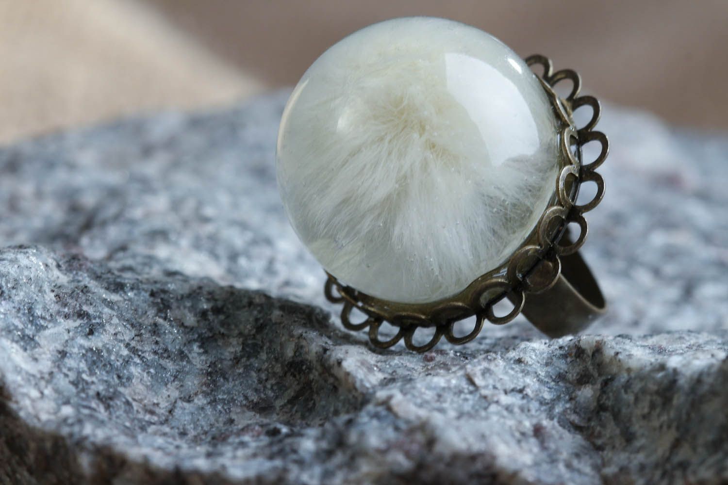 Ring with dandelion coated with epoxy photo 4