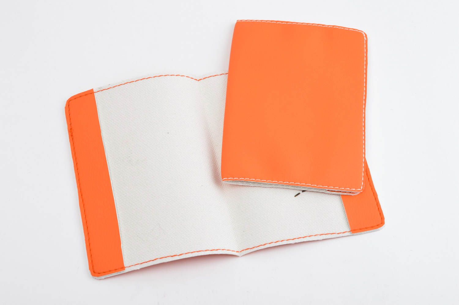 Étui passeport cuir fait main Protège-passeport orange Accessoire femme photo 4