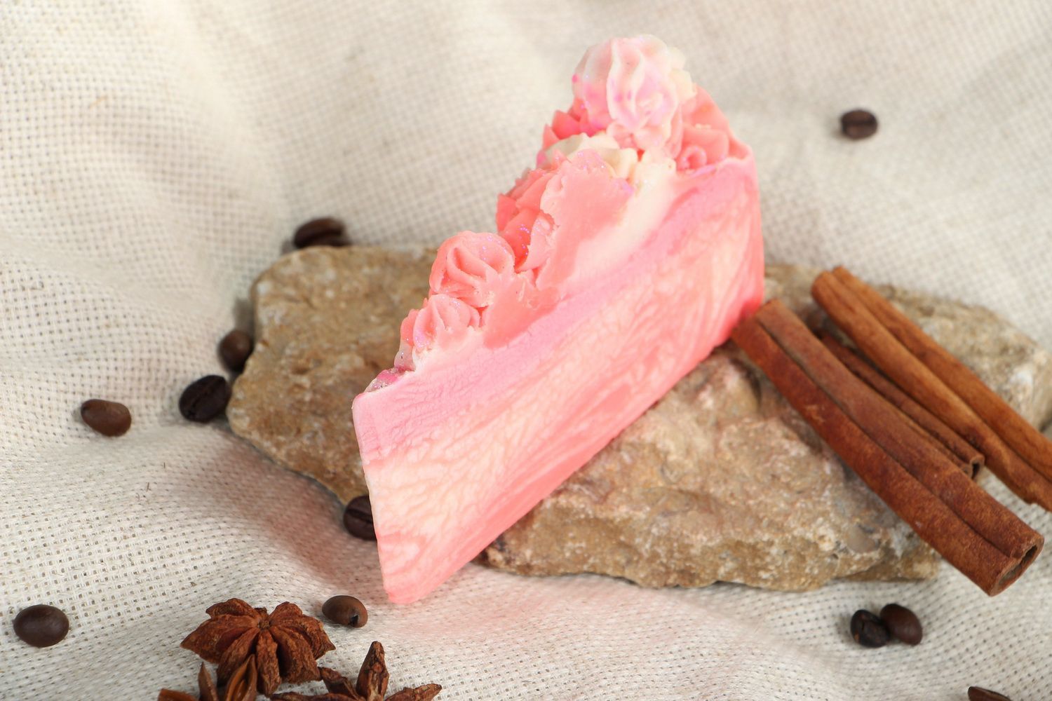 Handmade soap Pink cake photo 4