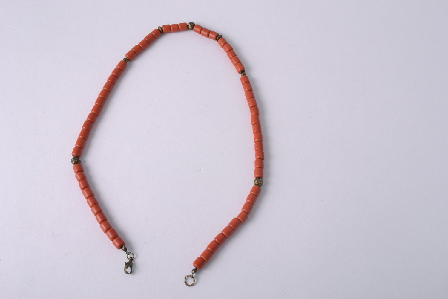 Handgemachte dünne Ethno Halskette aus Keramik in Braun für stilvollen Look foto 4