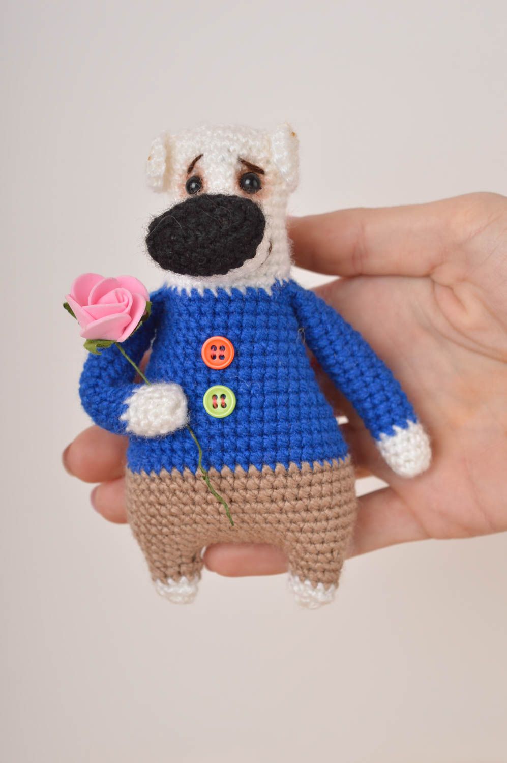 Jouet ours avec rose Peluche faite main tricotée originale Cadeau pour enfant photo 5