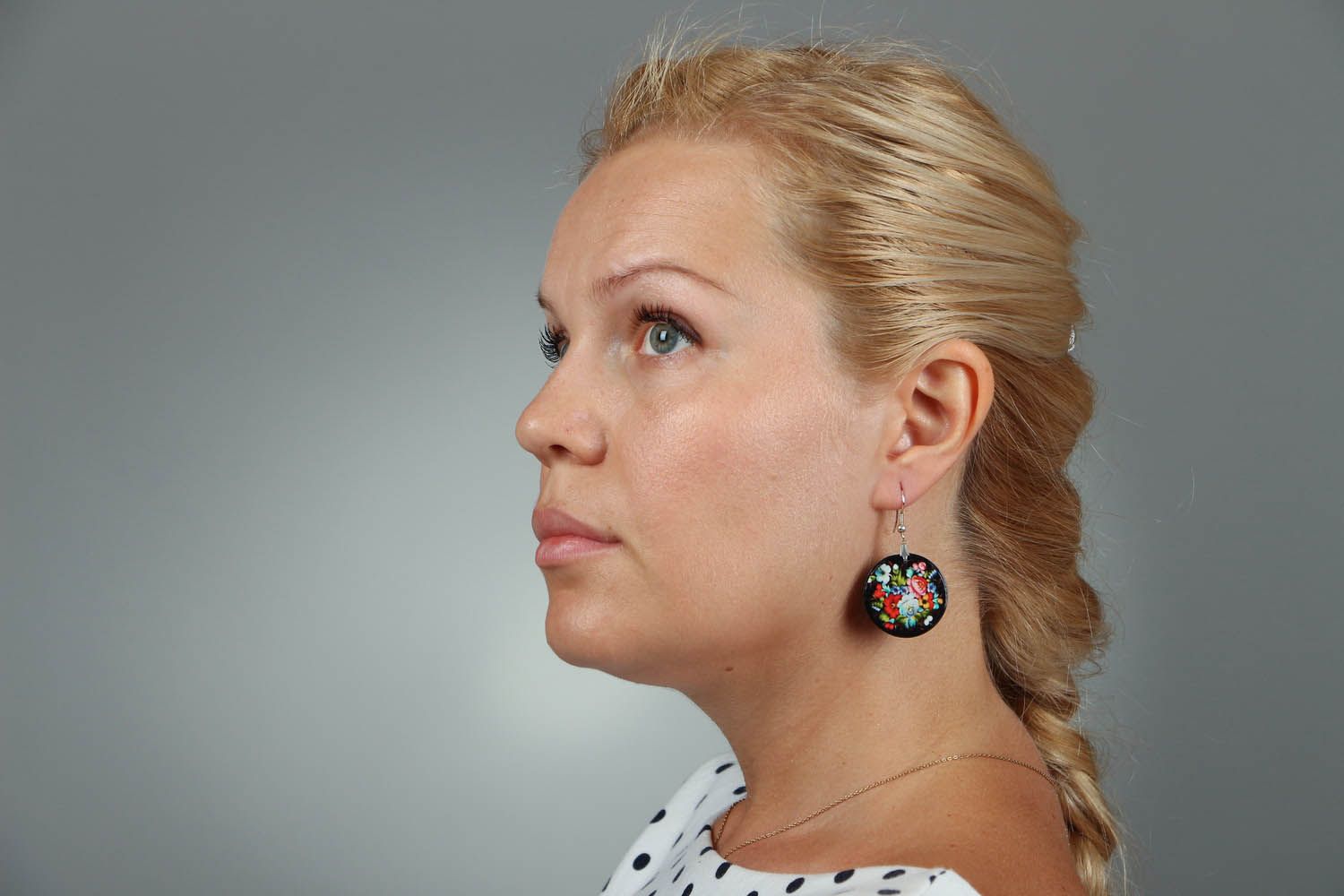 Round ethnic earrings made of polymer clay photo 6