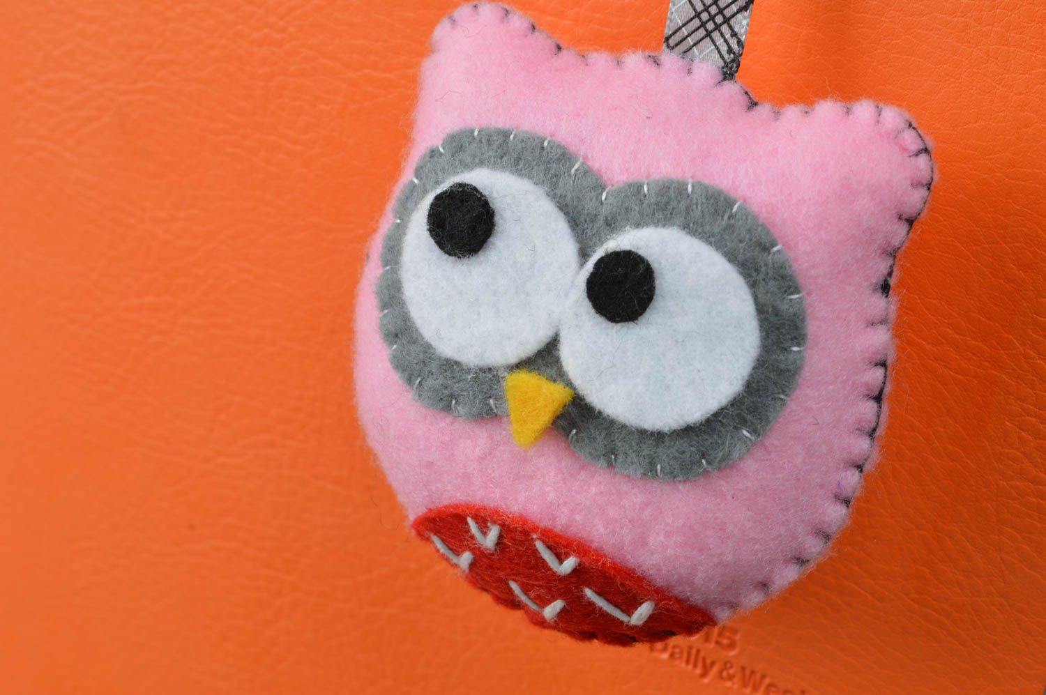 Beautiful designer handmade pink felt fabric soft bookmark in the shape of owl photo 3