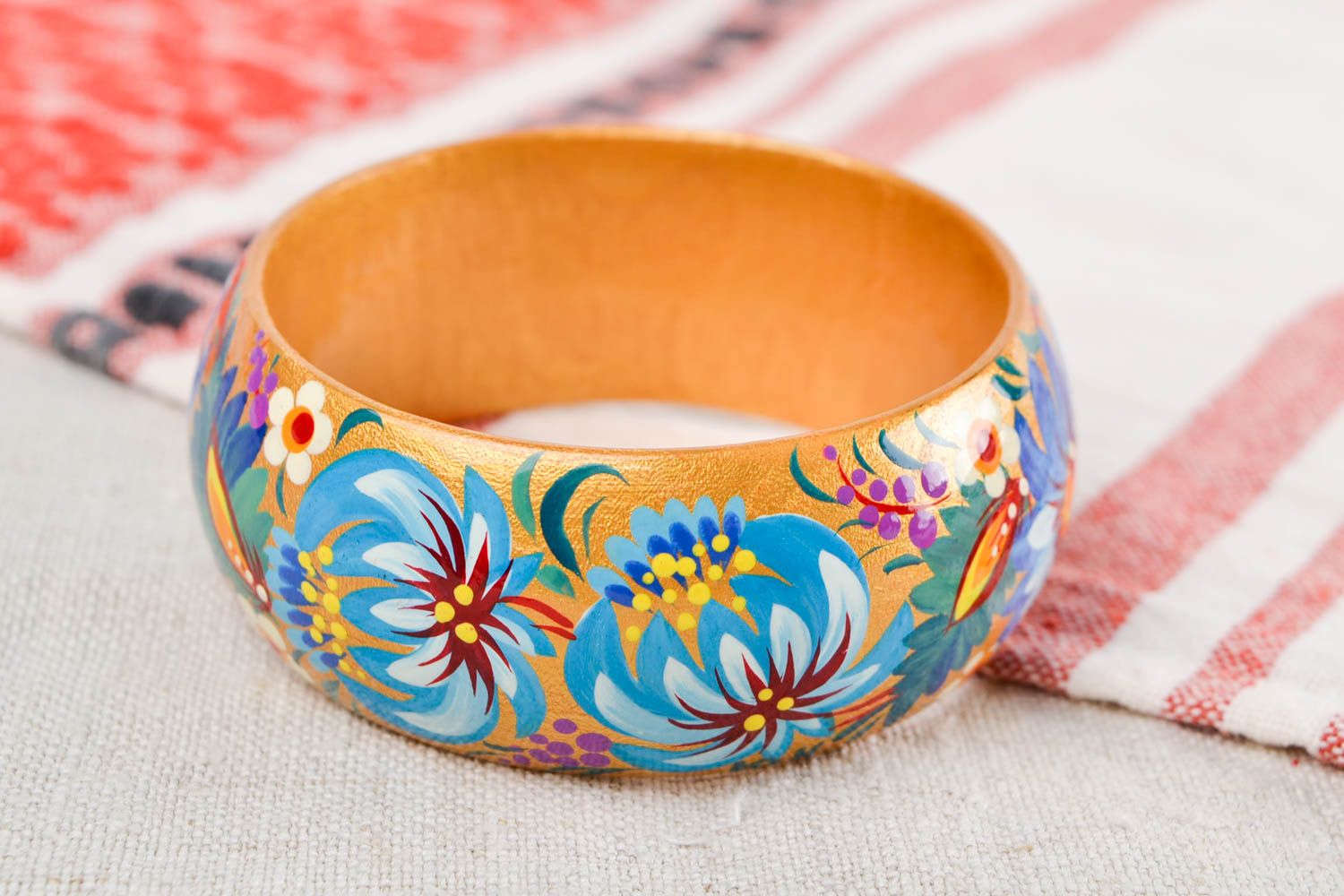 Handmade wide wooden bracelet stylish ethnic accessory painted bracelet photo 2