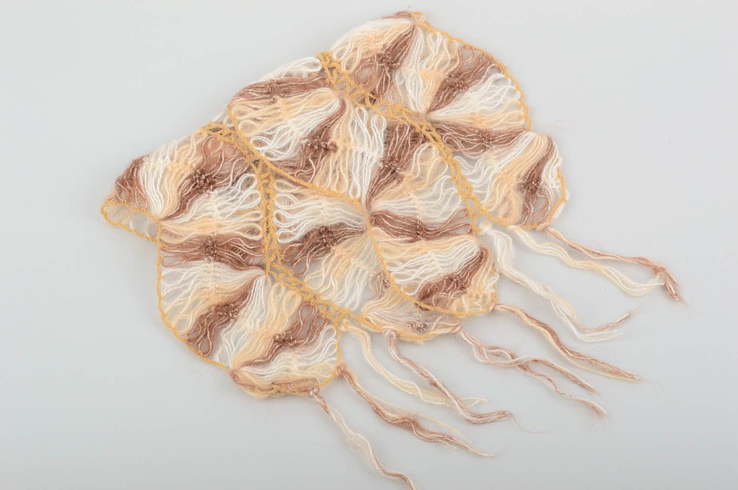 Пастельный шарф ручной работы необычный подарок легкий шарф на шею светлый фото 5