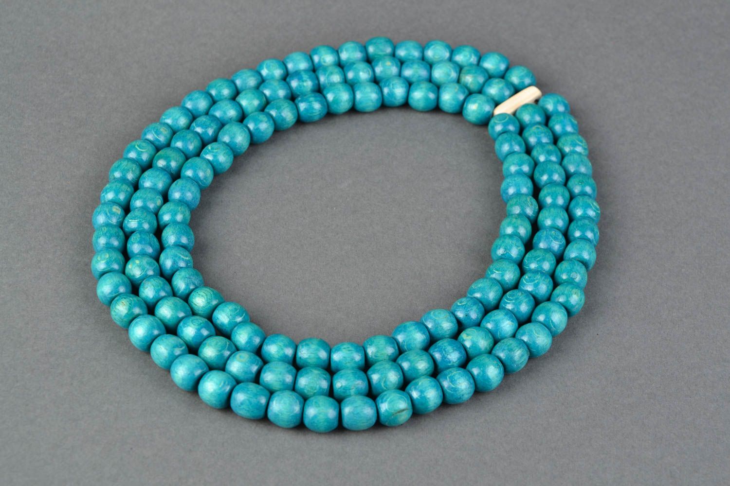 Handmade wooden bead necklace in three rows Turquoise photo 4