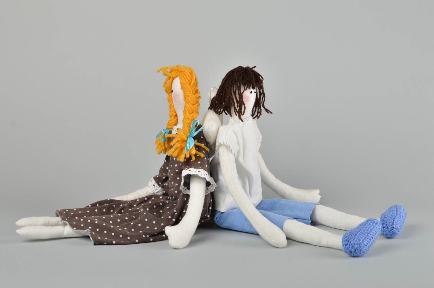 Bambola in stoffa fatta a mano pupazzo di pezza per interni giocattolo ecologico foto 3