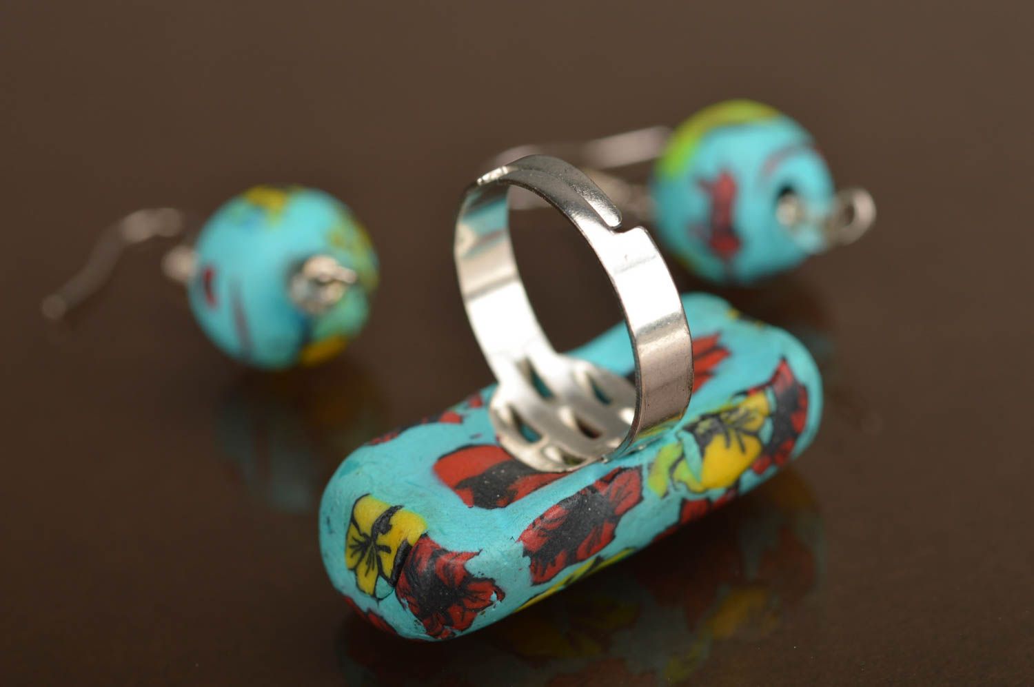 Set of handmade elegant jewelry of polymer clay 2 pieces earrings and ring  photo 5