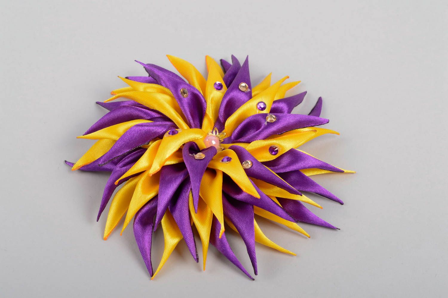 Accessoire für Mädchen Blume Haarspange handgemachter Schmuck violett gelb foto 2