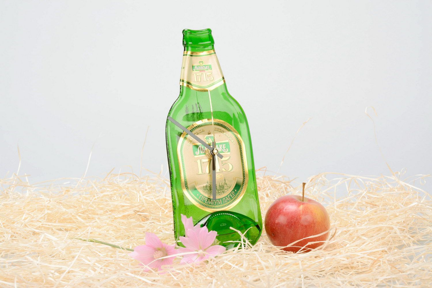 Clock made of bottle 1715 photo 1
