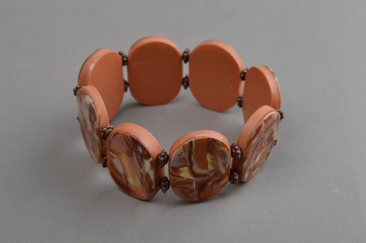 Handgemachtes Designer Armband aus Polymerton mit marmorartigem Muster für Damen foto 2