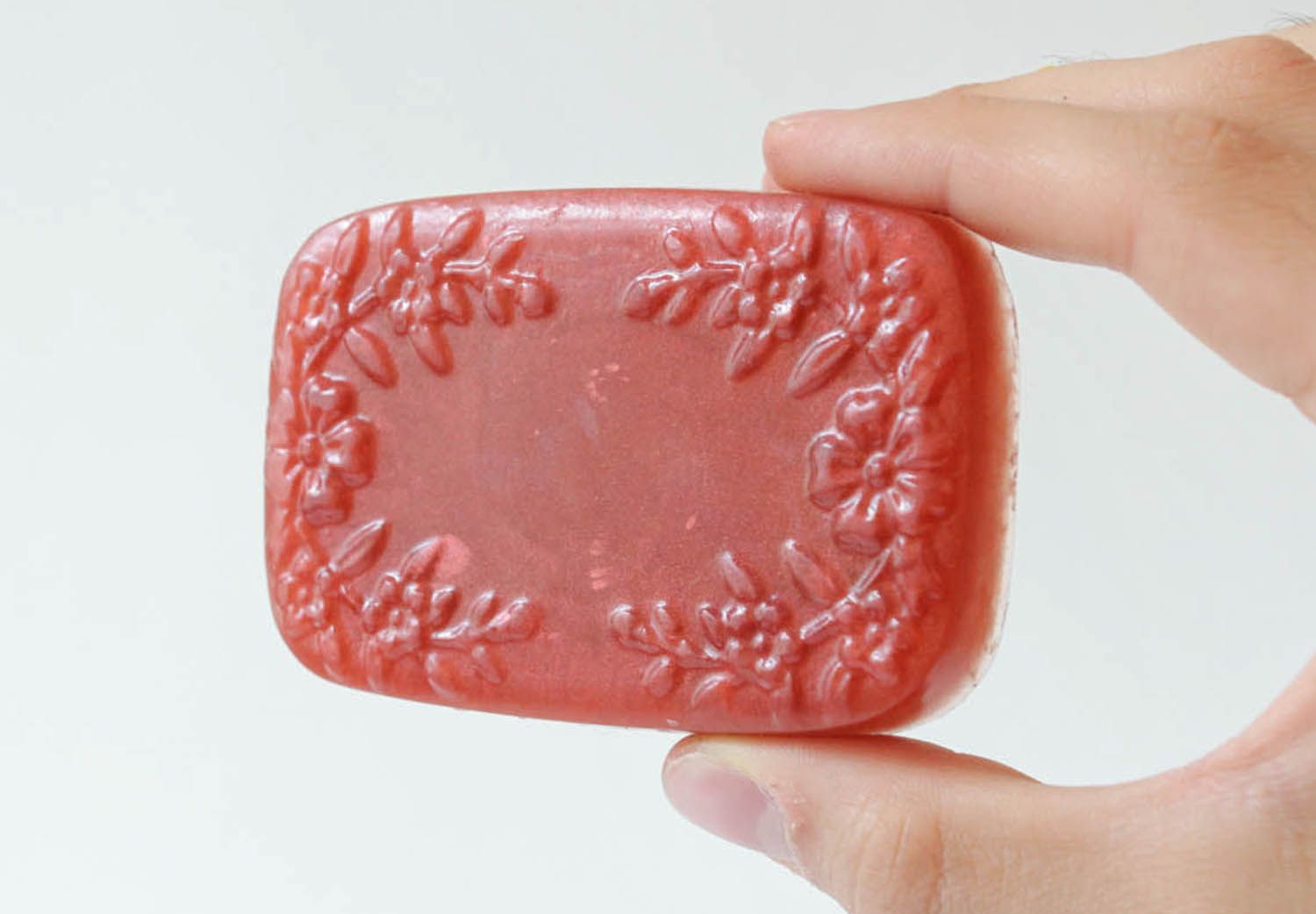 Calming soap with essential oil of ylang-ylang photo 4