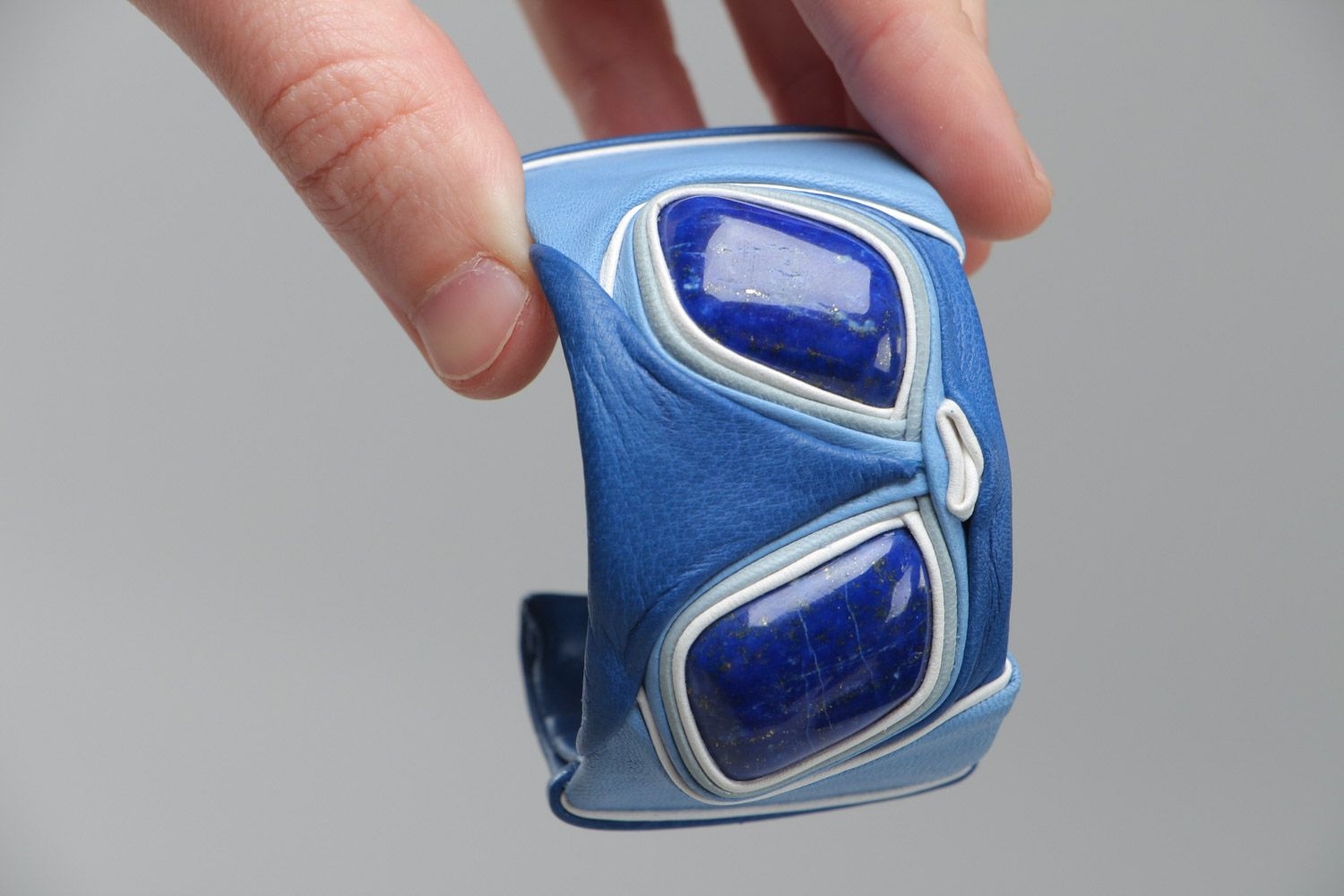 Handmade genuine leather broad wrist bracelet of blue color with lazuli stone photo 5