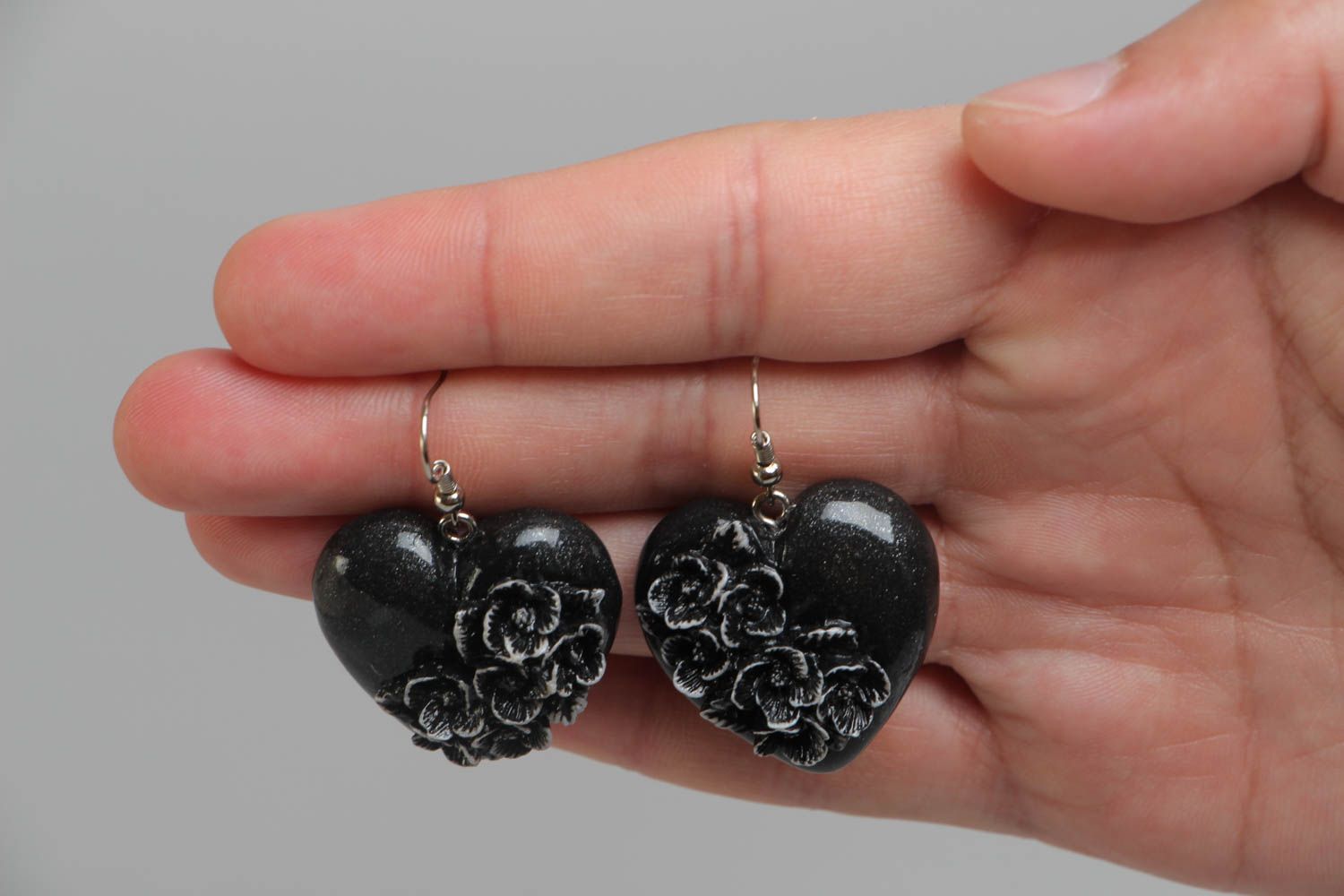 Handmade small polymer clay black heart shaped dangling earrings with flowers photo 5