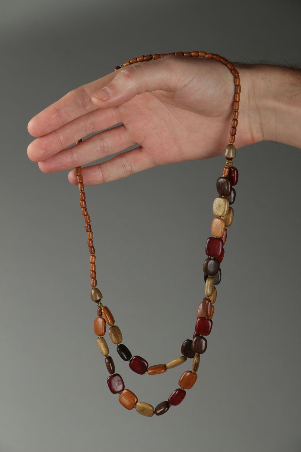 Beaded necklace in brown color photo 4
