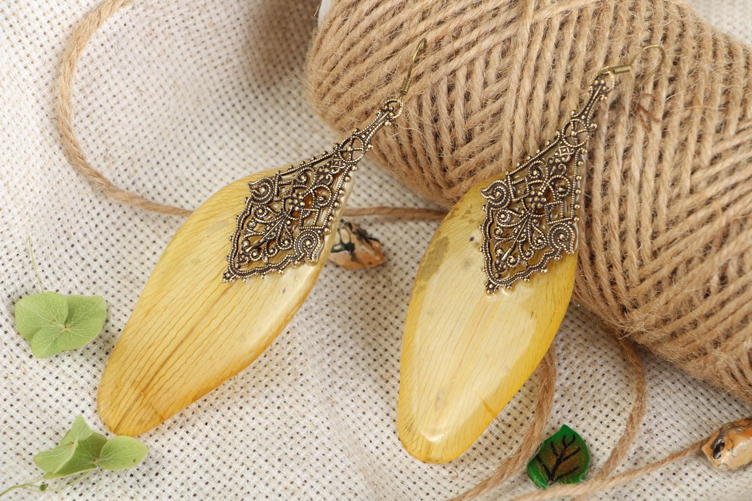 Long earrings made ​​of epoxy resin photo 1