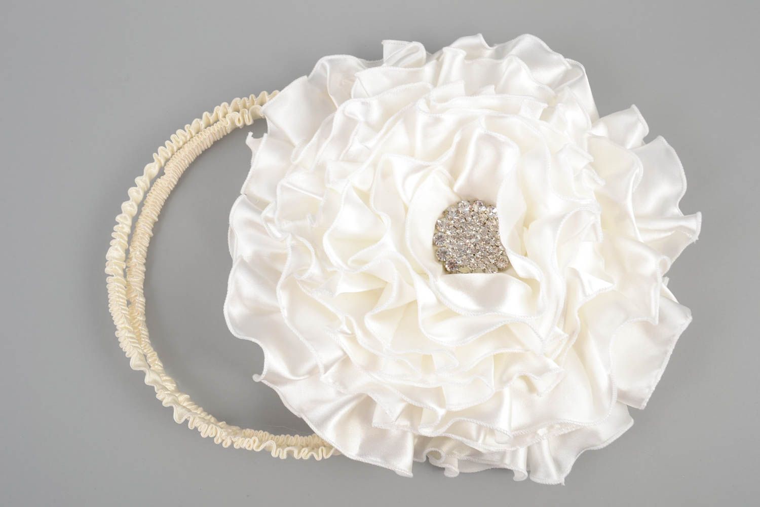 White handmade cute wedding bag for bride in shape of flower made of satin photo 2