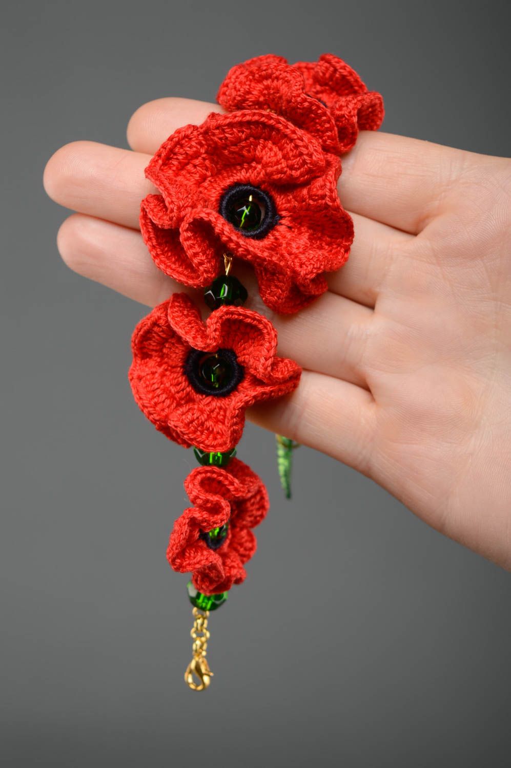 Bright crochet bracelet with red poppy flowers photo 4