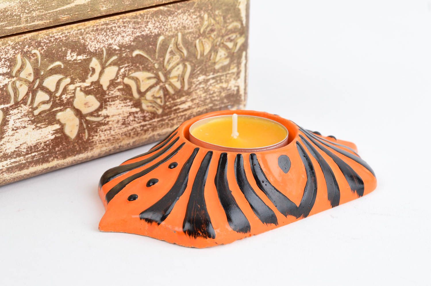 Kerzenständer aus Gips handmade Kerzenhalter für Teelicht grell Deko aus Gips foto 1