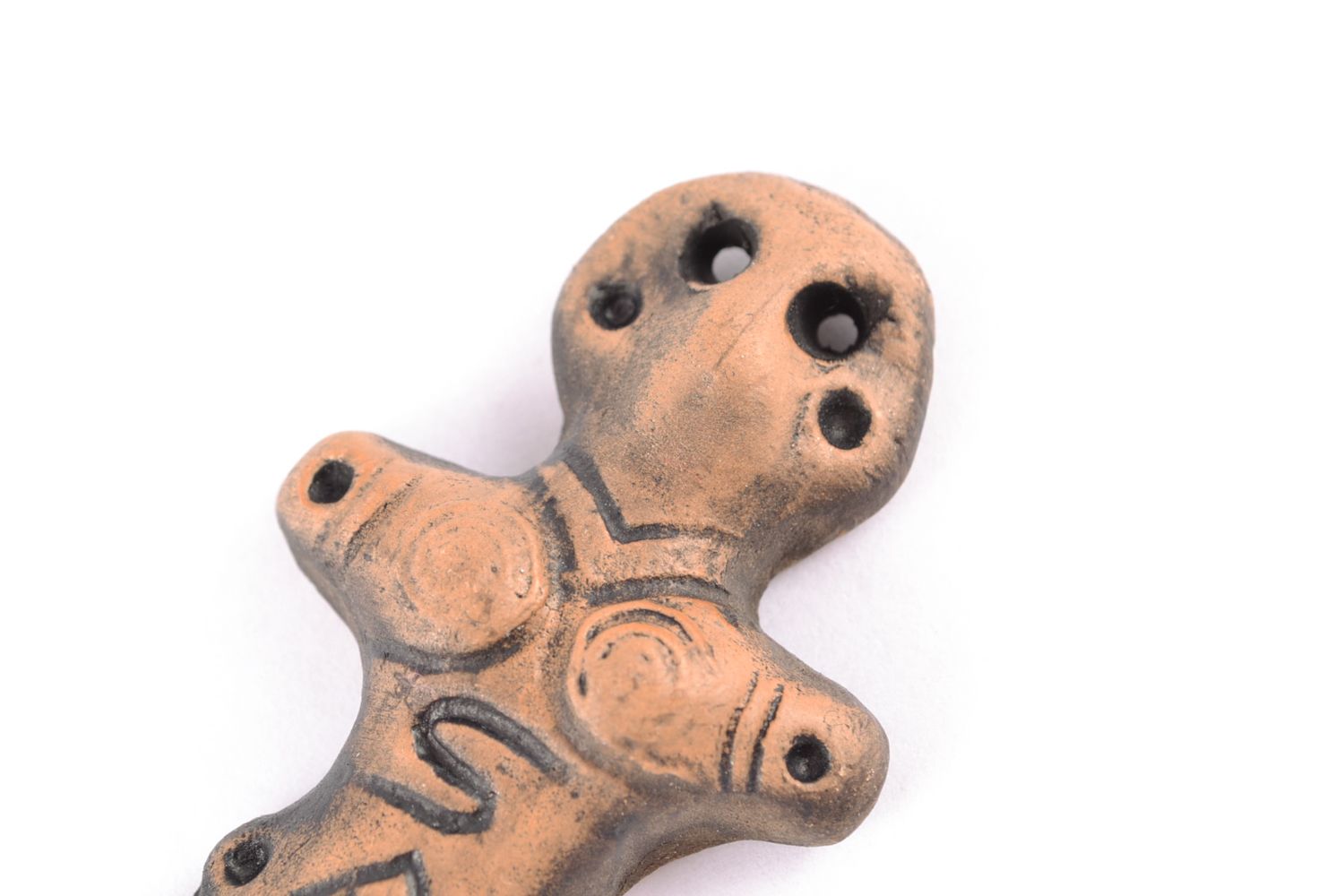 Ethnic ceramic pendant in the shape of woman photo 3