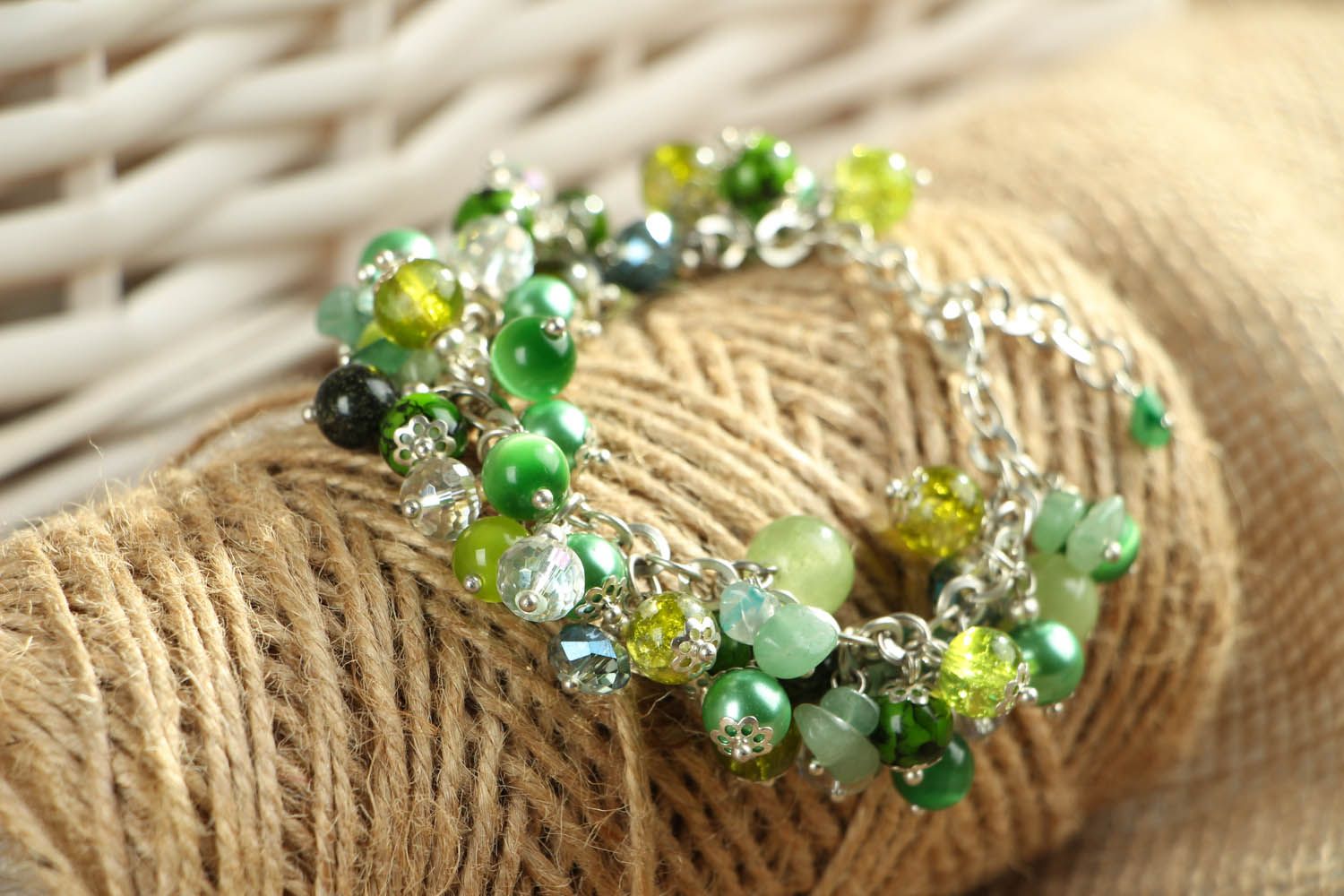 Green bracelet with natural stones photo 3