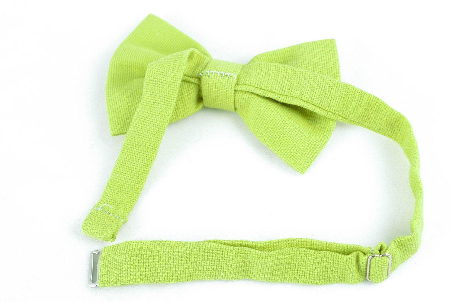 Текстильный галстук-бабочка салатового цвета фото 4