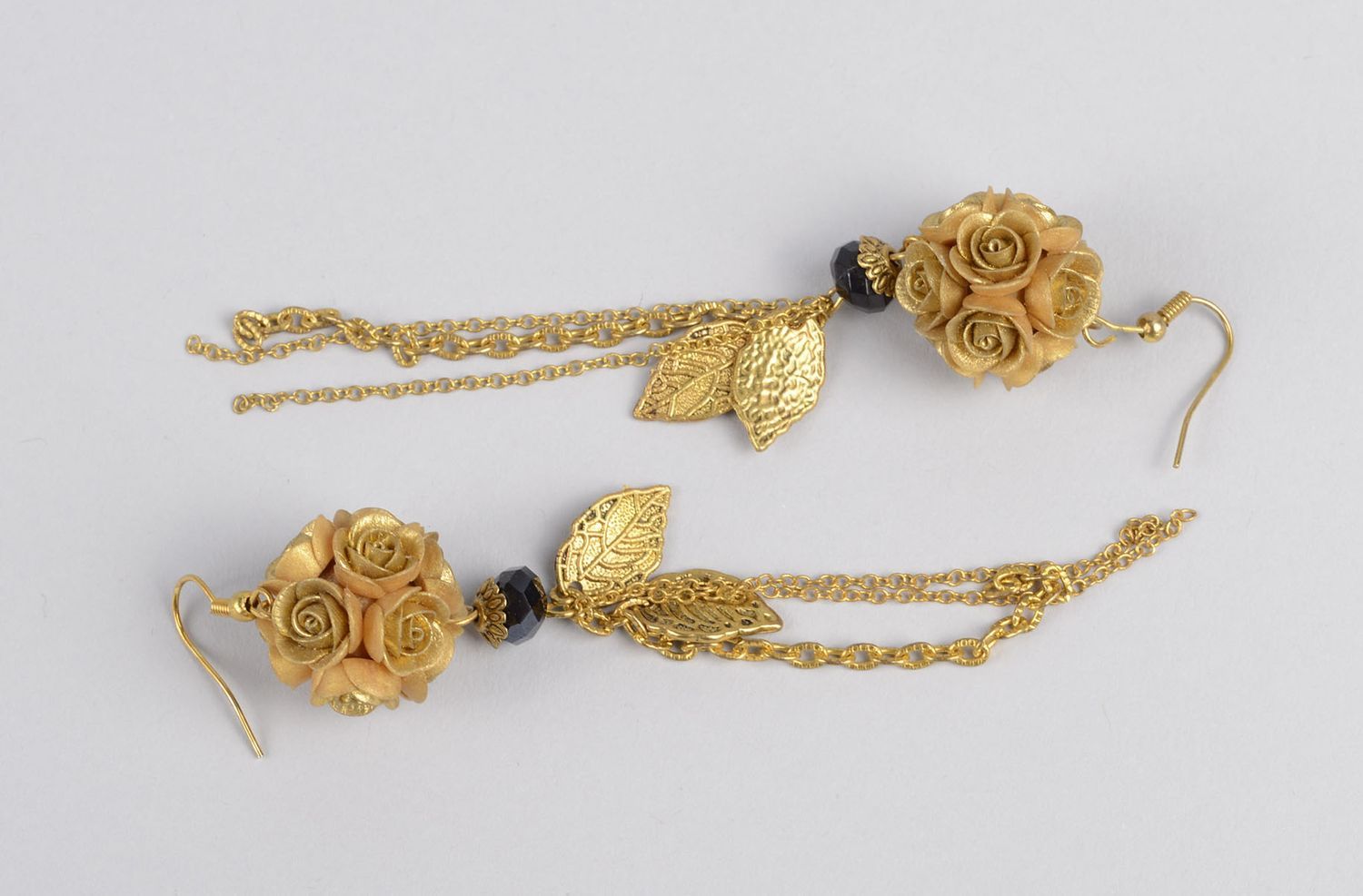 Handmade Blumen Ohrringe Polymer Schmuck Accessoire für Frauen beige Rosen foto 4