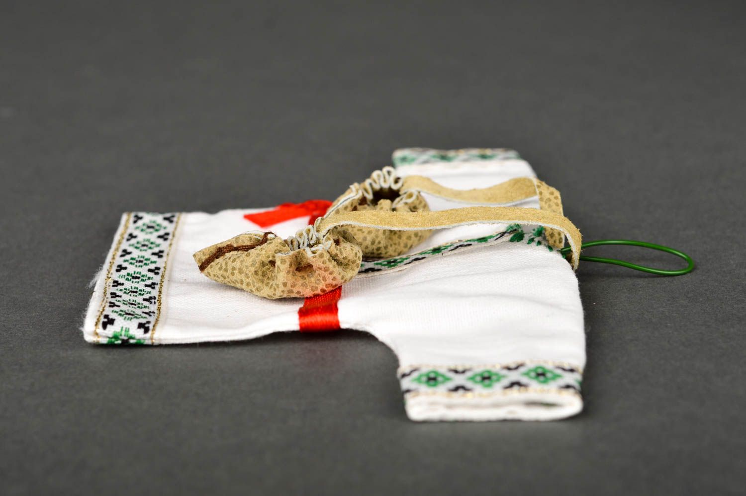 Deko Hänger handmade ungewöhnliches Kinder Hemd schöne Deko aus Naturmaterialien foto 3