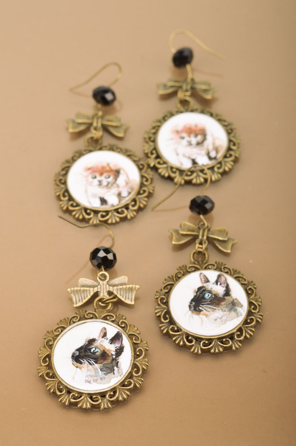 Set of handmade metal dangle earrings with miniature painting 2 items photo 4